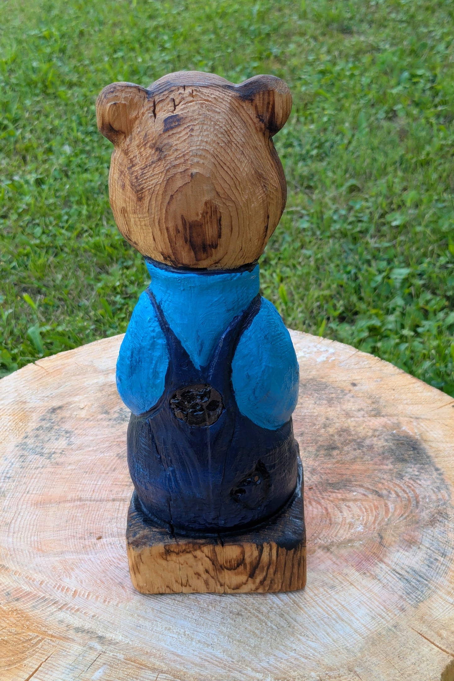 #0043 Bibbed bears