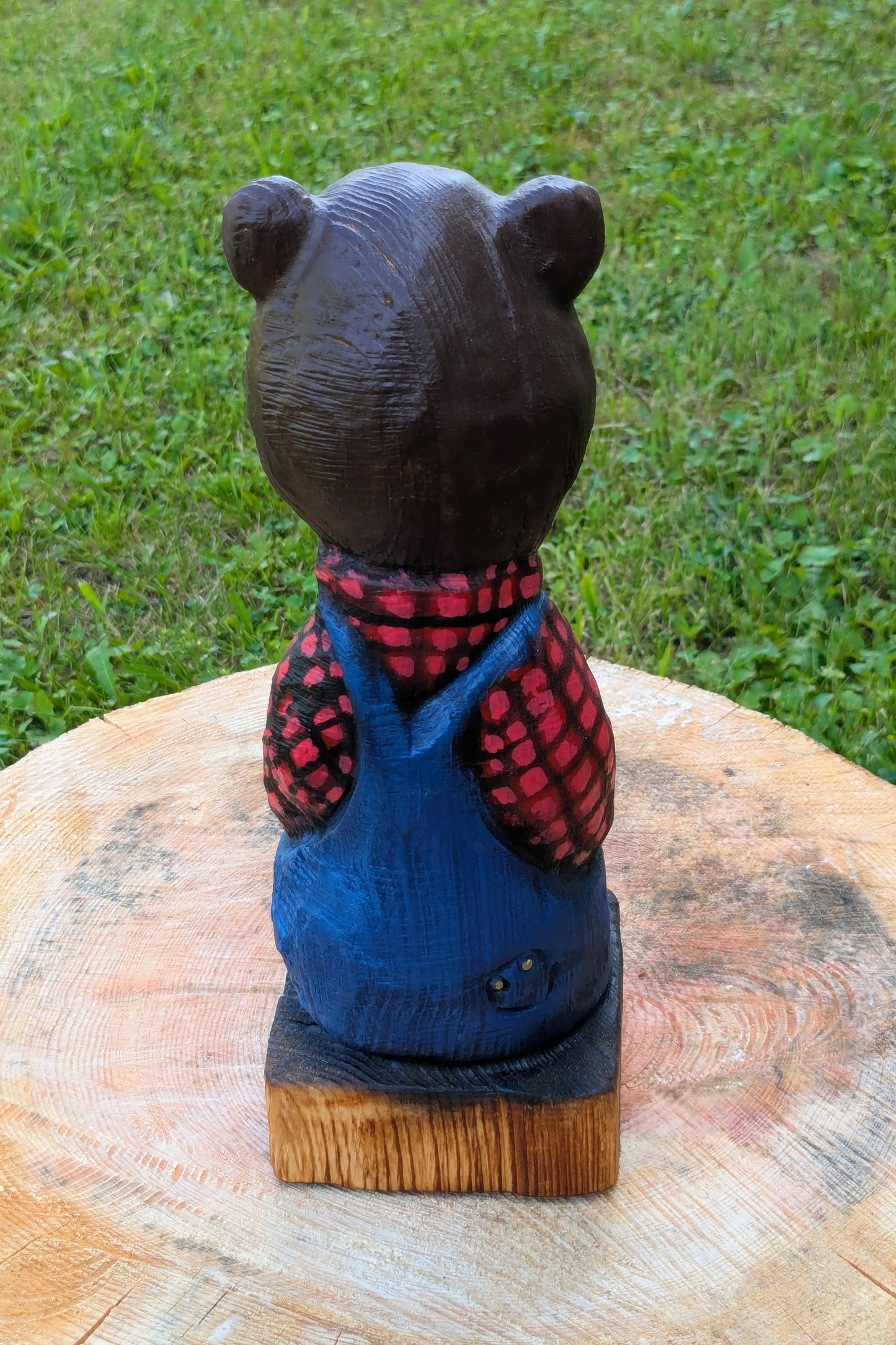 #0050 Bibbed bear
