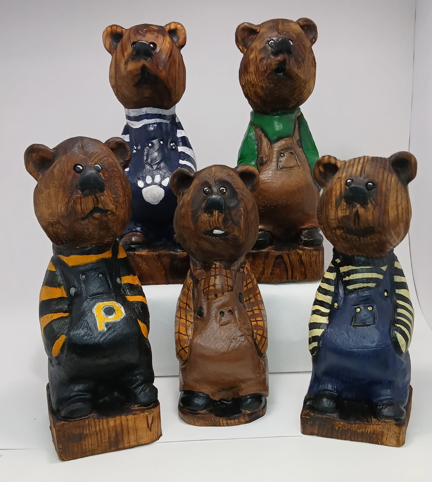 Bibbed Bears