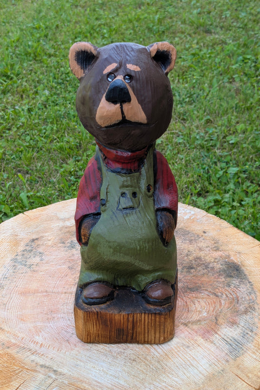 #0004 Bibbed bear