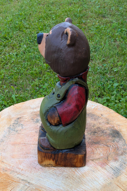 #0004 Bibbed bear