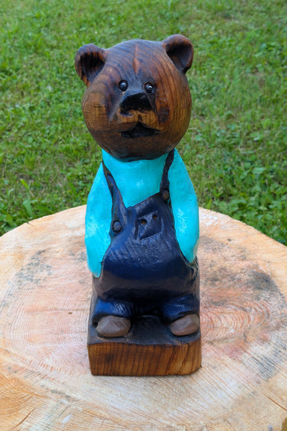 #0005 Bibbed bear