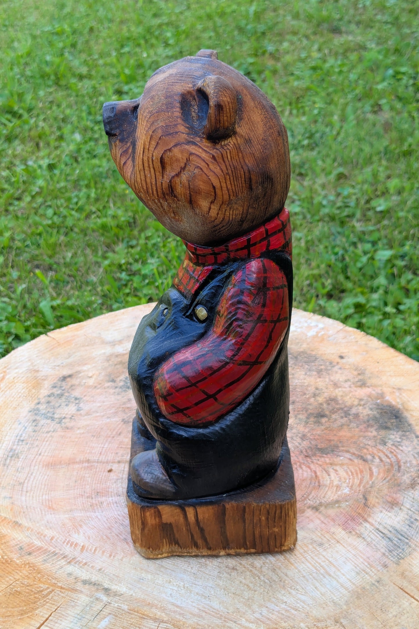 #0006 Bibbed bear