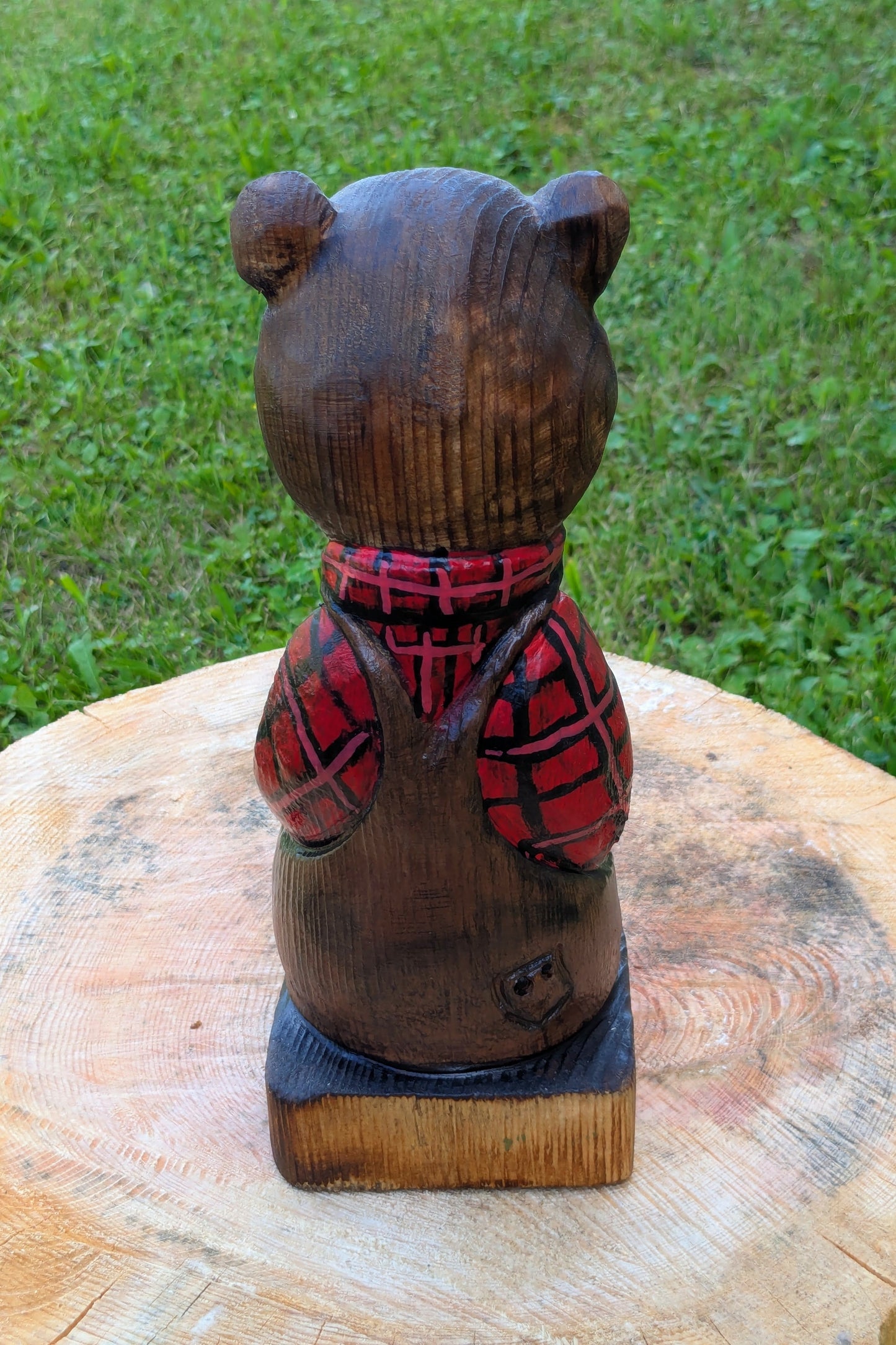 #0007 Bibbed bear