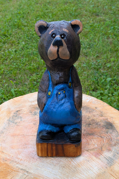 #0008 Bibbed bear