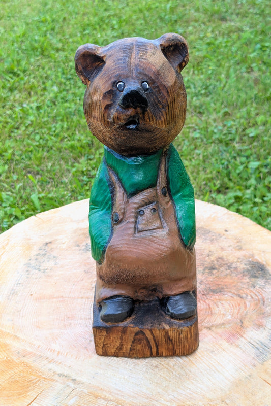 #0010 Bibbed bear