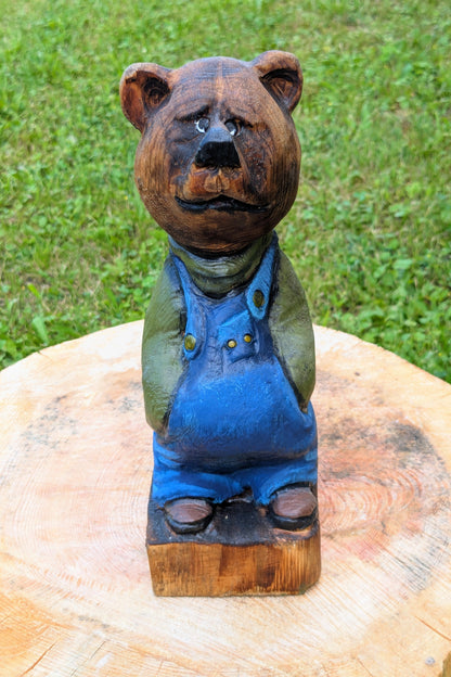 #0014 Bibbed bear