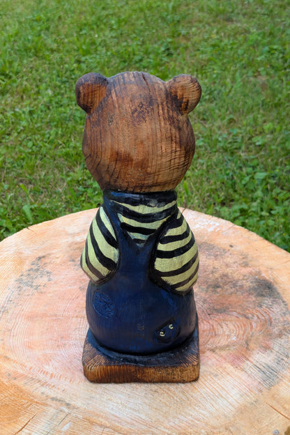 #0015 Bibbed bear