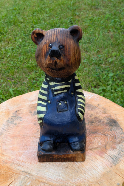 #0015 Bibbed bear