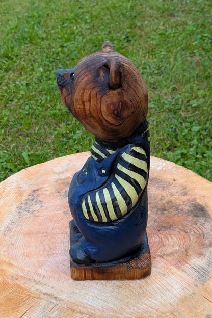 #0015 Bibbed bear