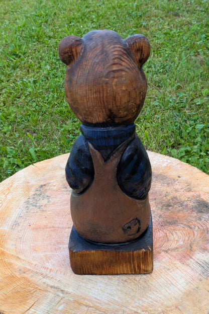 #0016 Bibbed bear