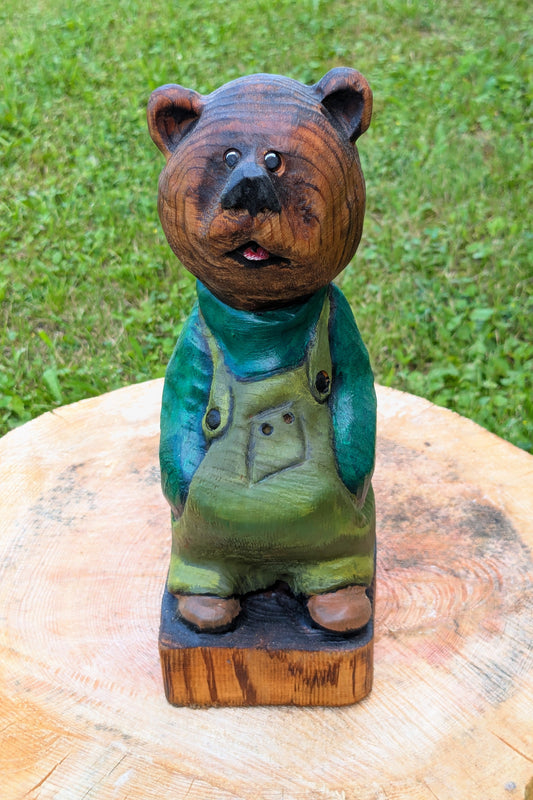 #0017 Bibbed bear