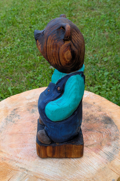 #0018 Bibbed bear