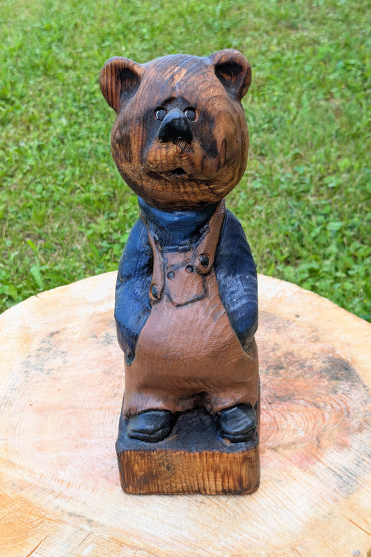 #0022 Bibbed bear