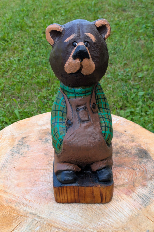 #0023 Bibbed bear