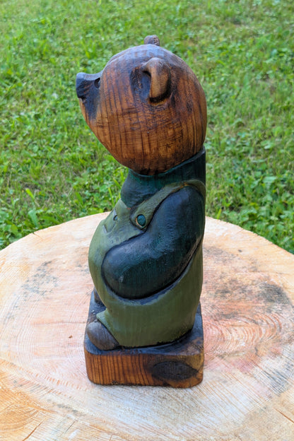 #0026 Bibbed bear