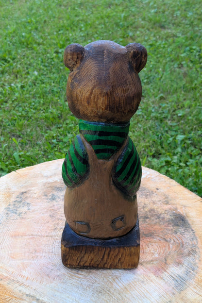 #0027 Bibbed bear