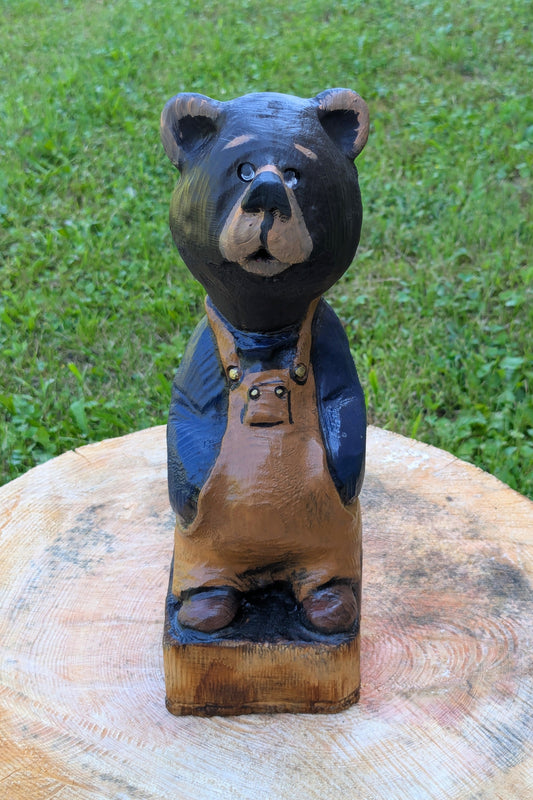 #0028 Bibbed bear