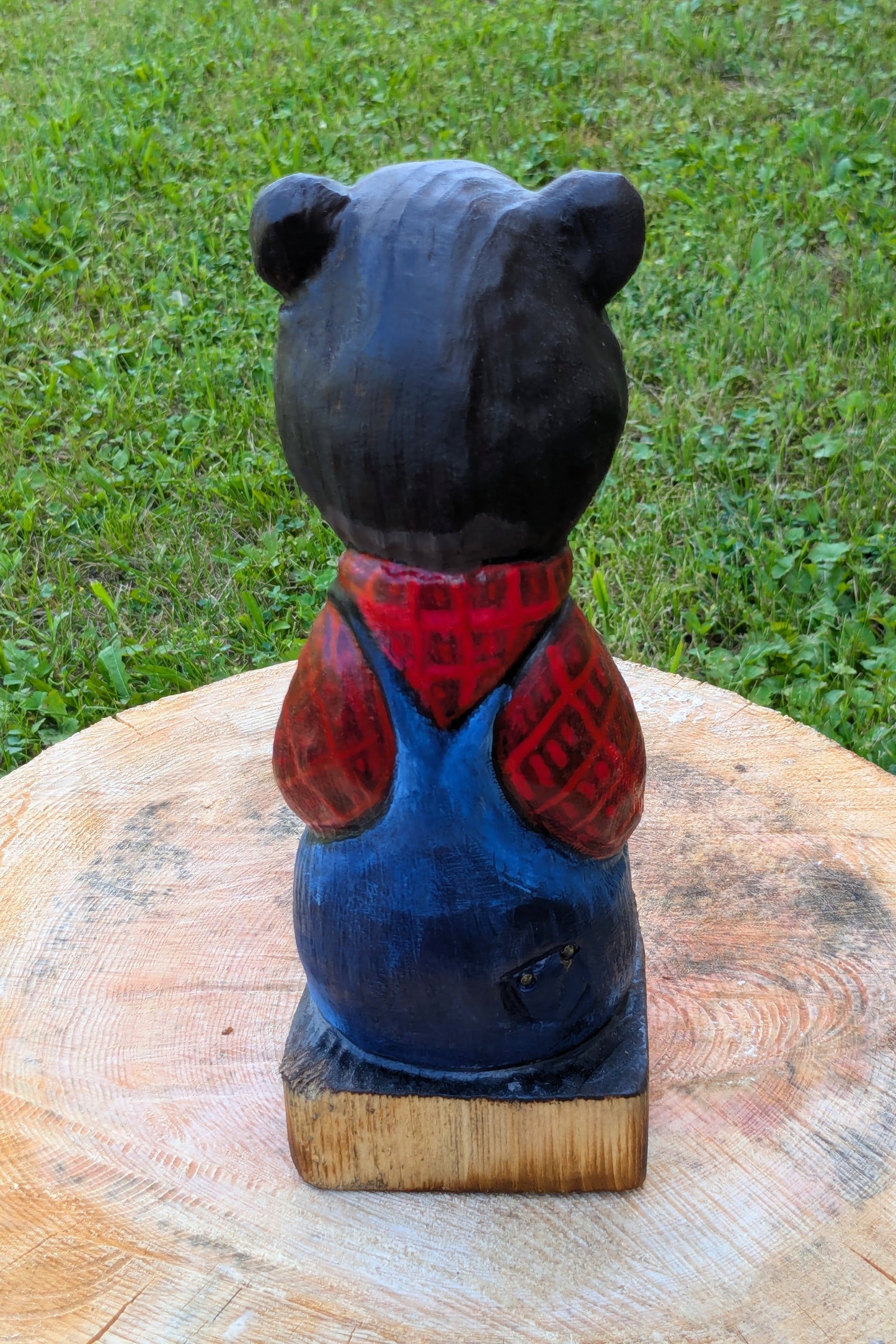 #0029 Bibbed bear