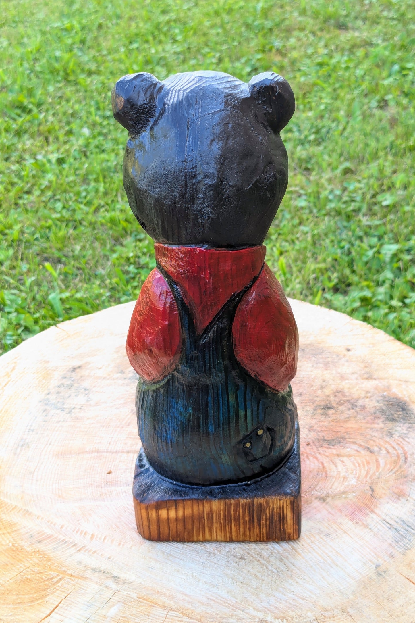 #0040 Bibbed bear