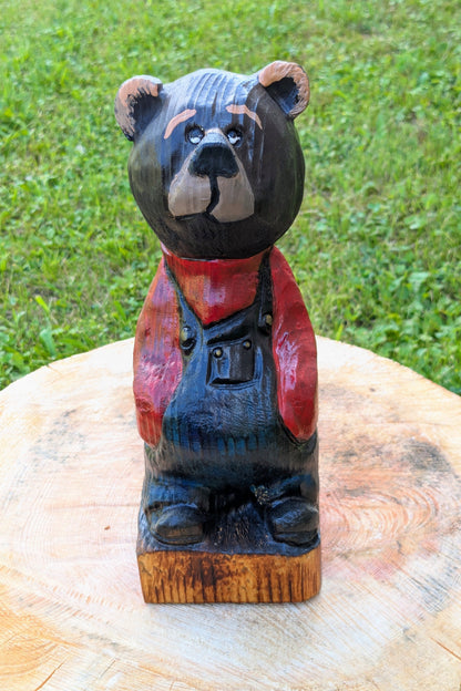 #0040 Bibbed bear