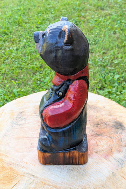 #0040 Bibbed bear