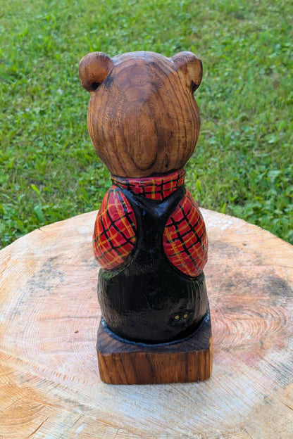 #0044 Bibbed bear