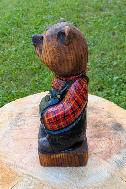 #0044 Bibbed bear