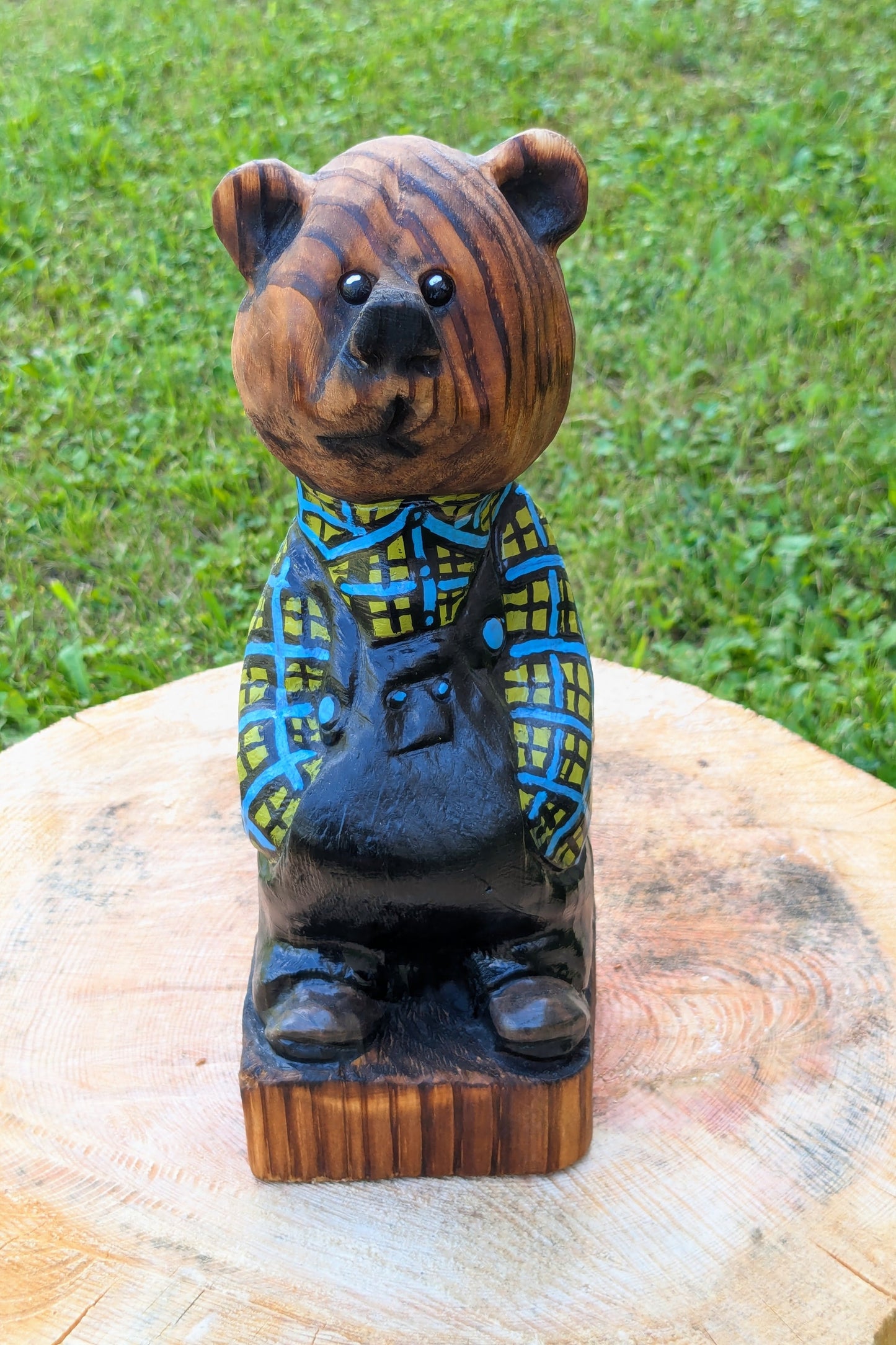 #0045 Bibbed bear