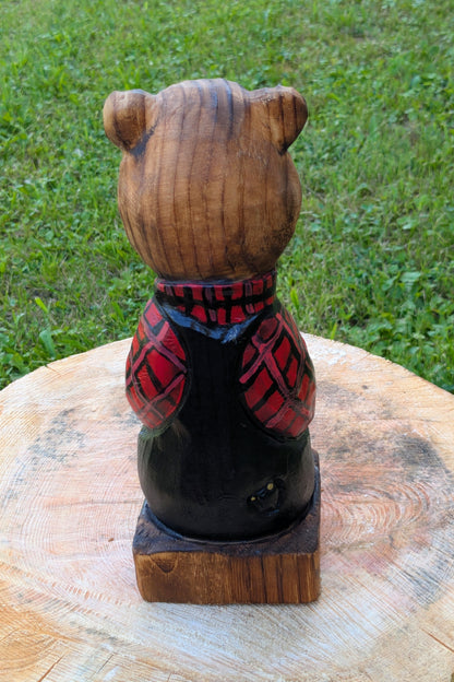 #0046 Bibbed bear