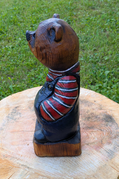 #0047 Bibbed bear