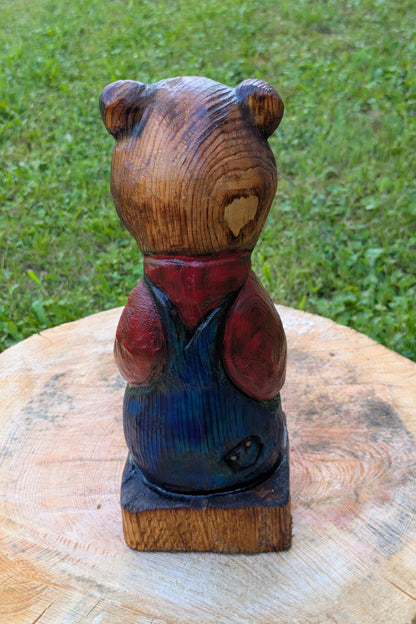 #0048 Bibbed bear