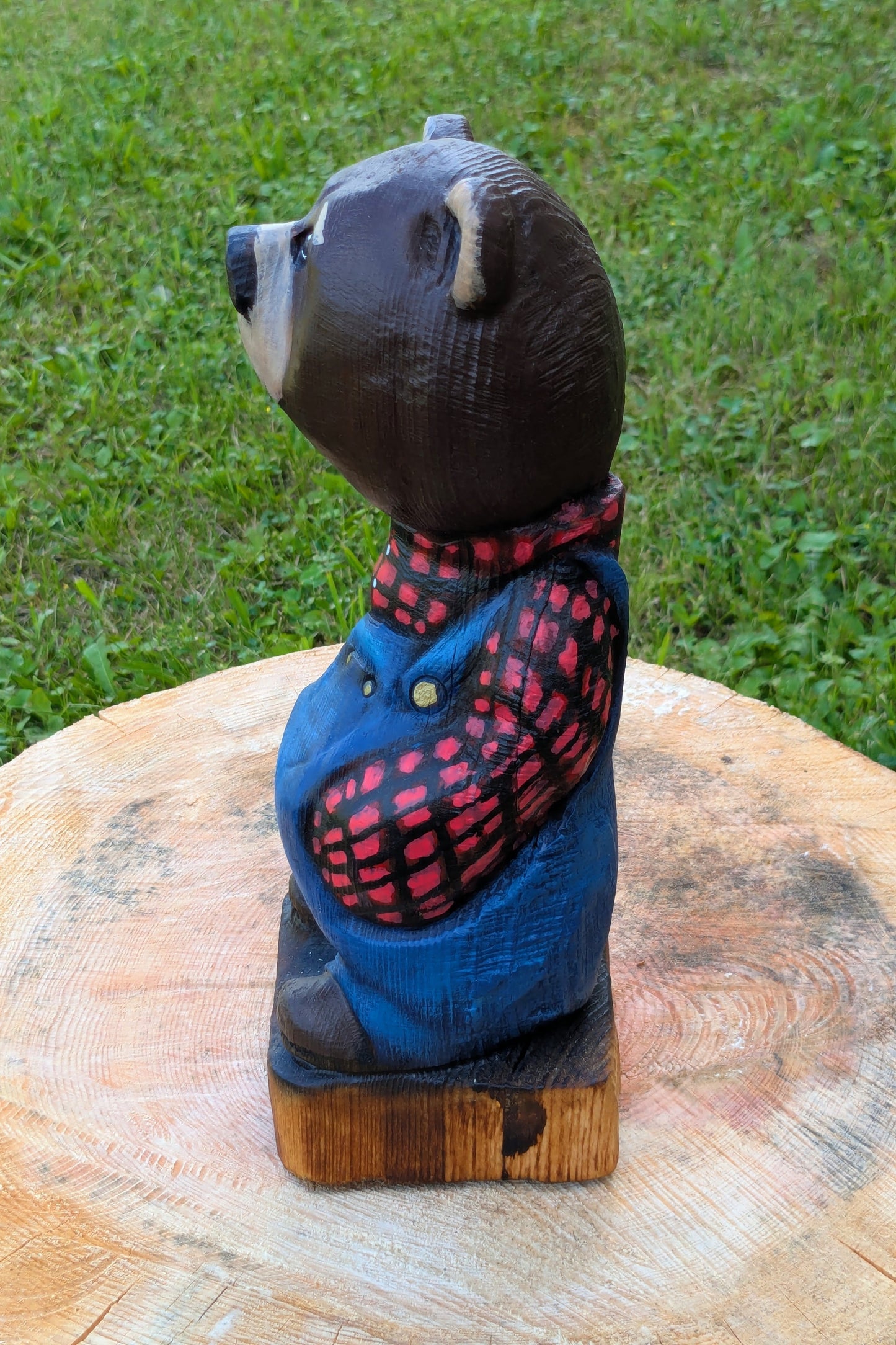 #0050 Bibbed bear