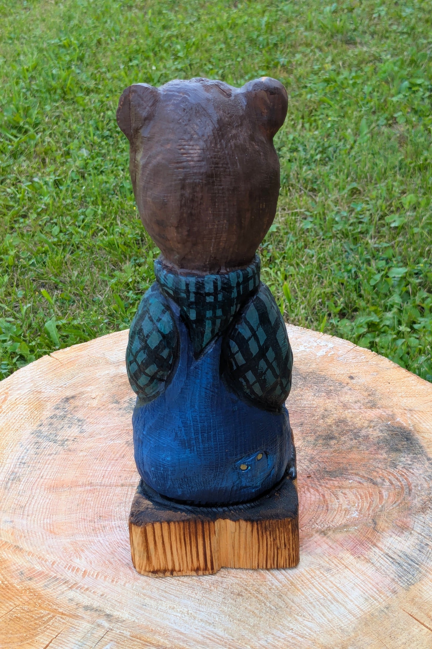 #0051 Bibbed bear