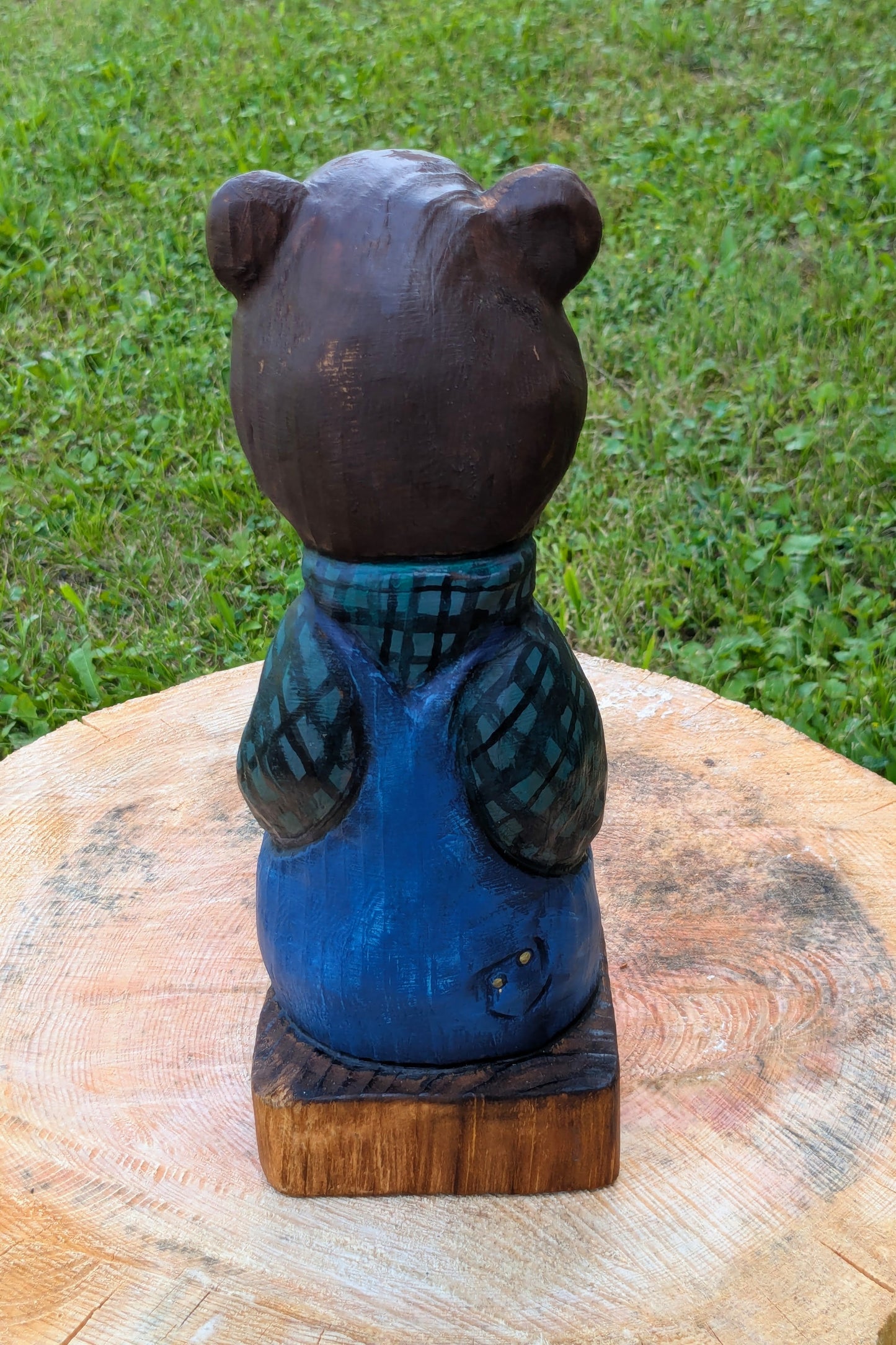 #0053 Bibbed bear