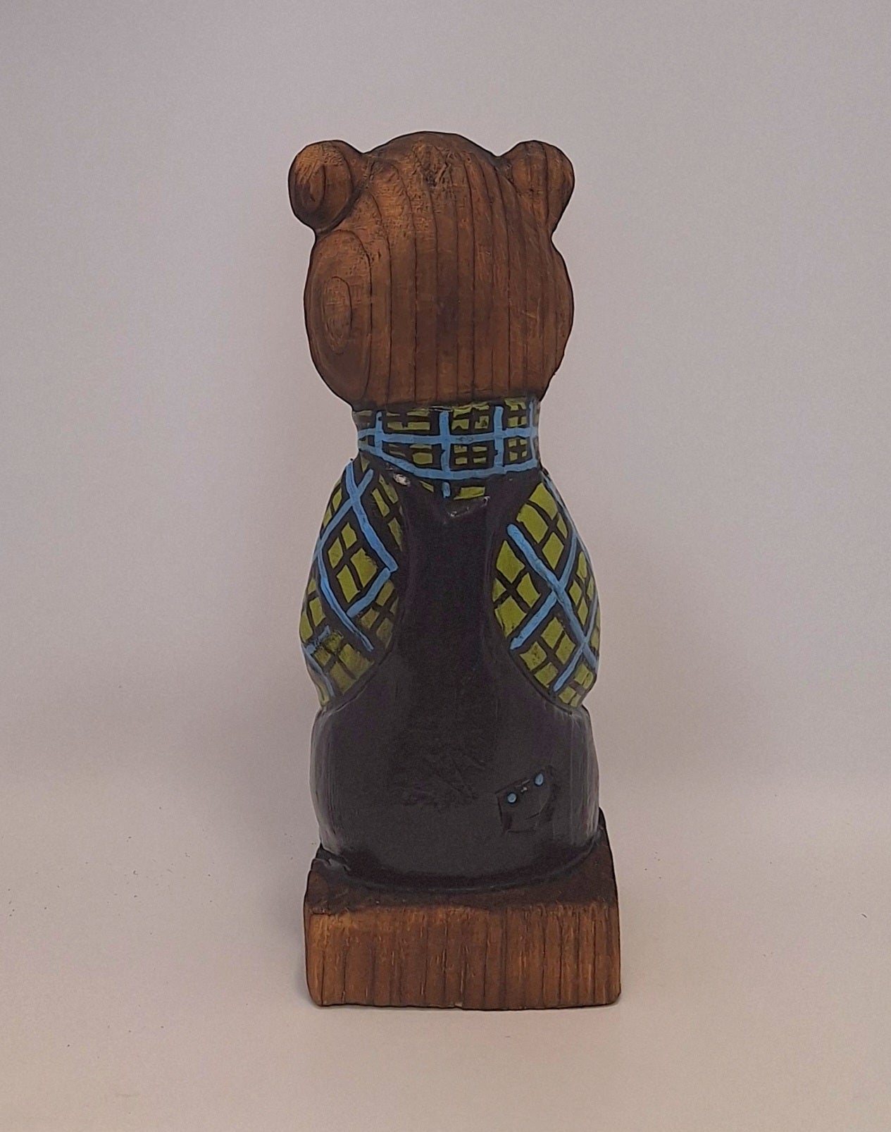 #0045 Bibbed bear