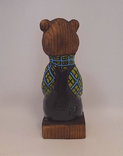 #0045 Bibbed bear