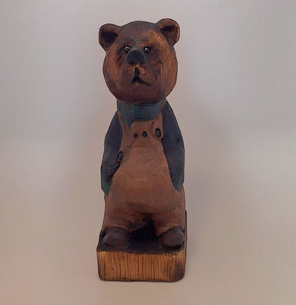 #0033 Bibbed bear