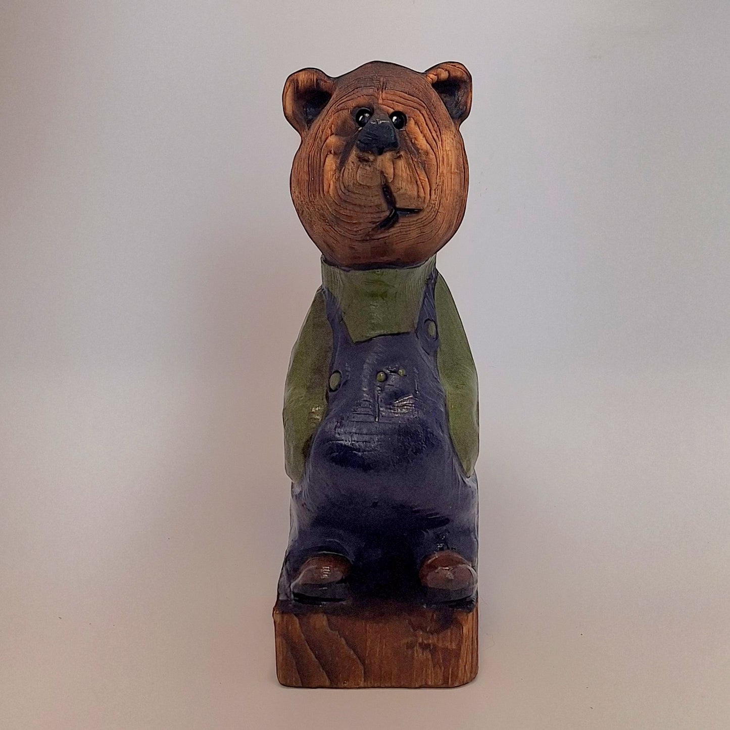 #0041 Bibbed bear