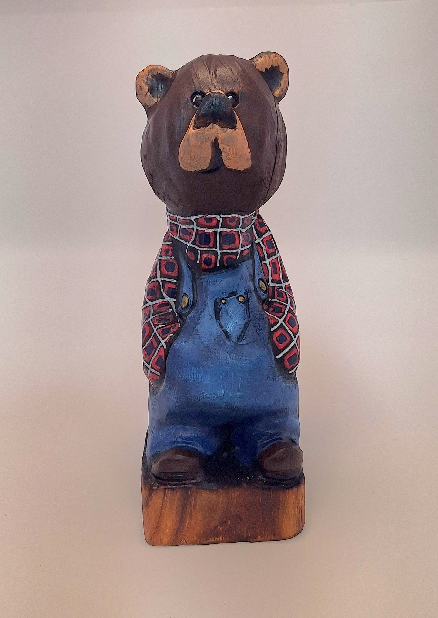 #0054 Bibbed bear