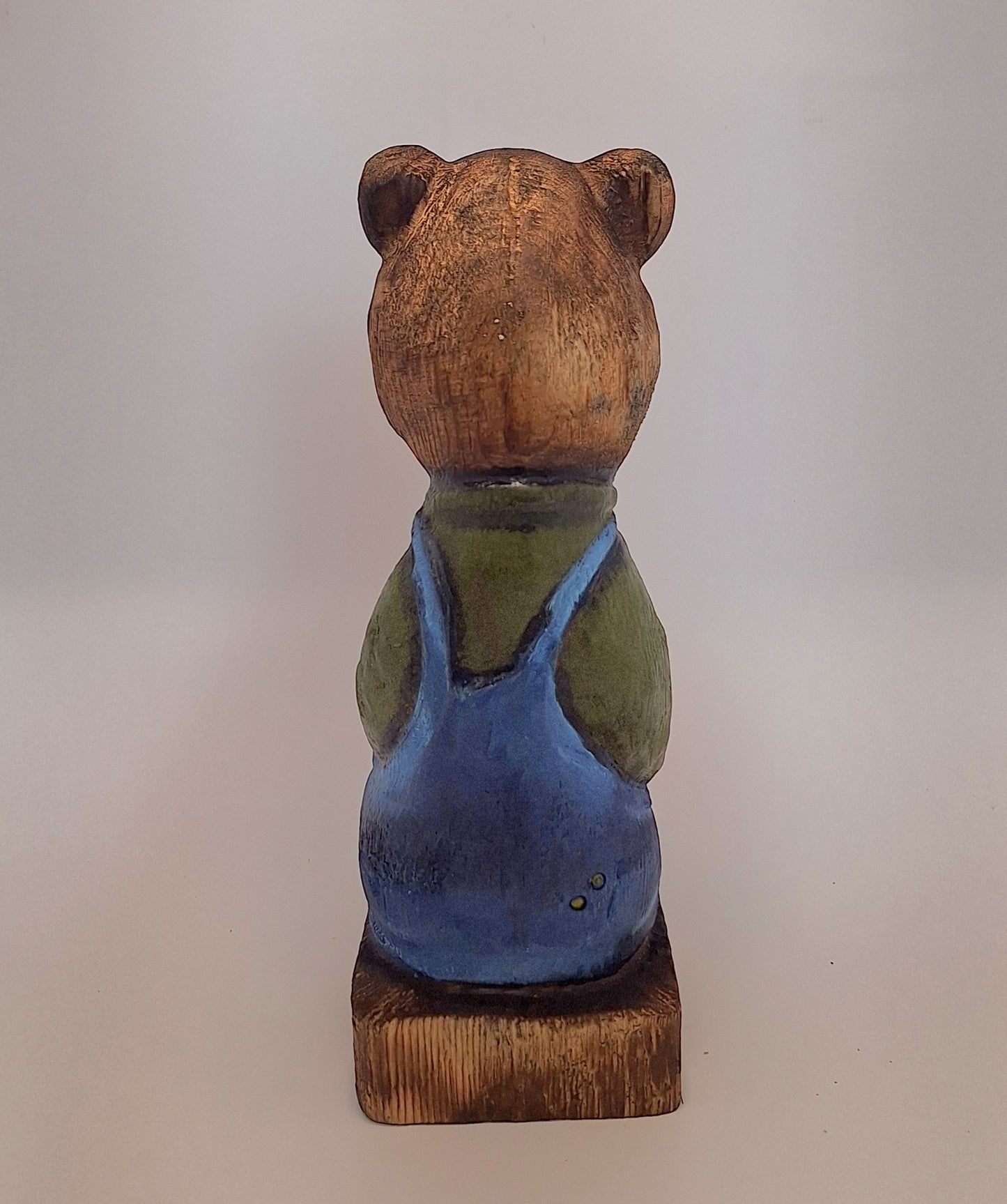 #0014 Bibbed bear