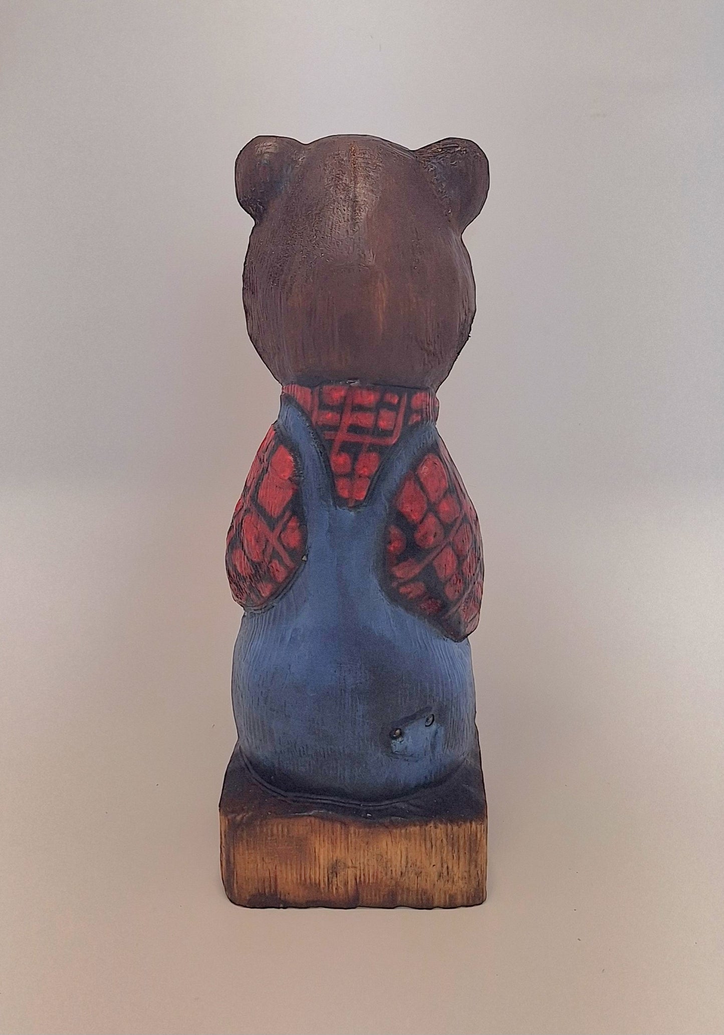 #0056 Bibbed bear