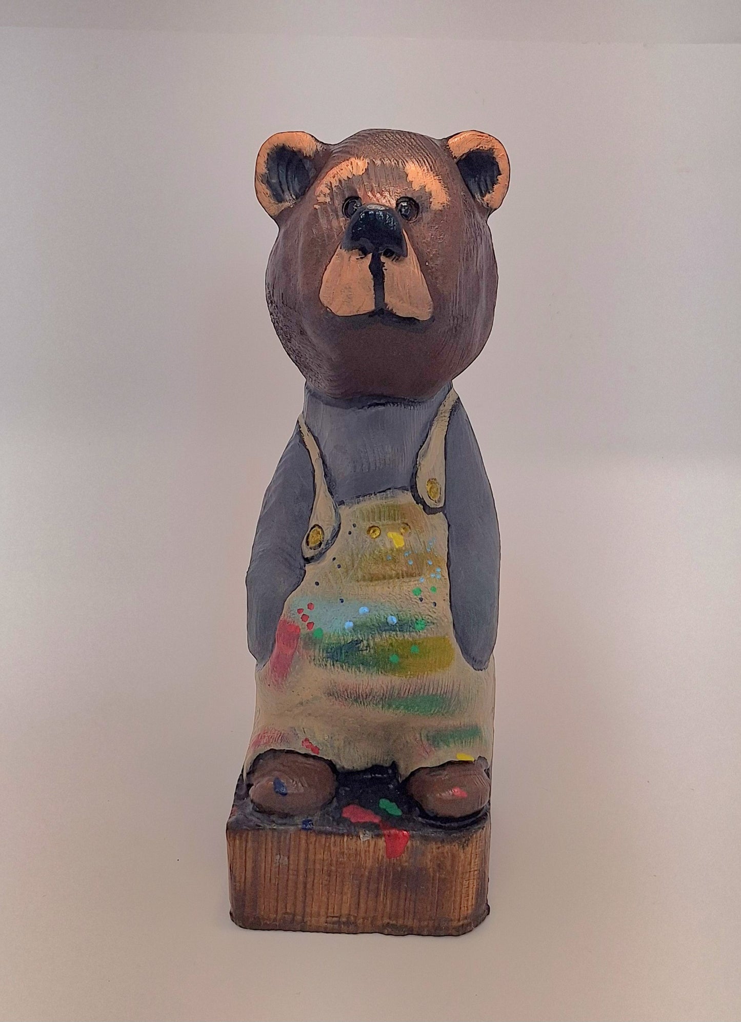 #0049 Bibbed bear