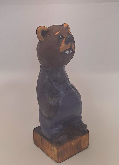 #0031 Bibbed bear