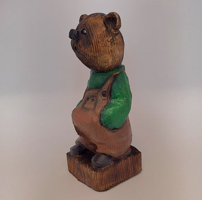 #0010 Bibbed bear