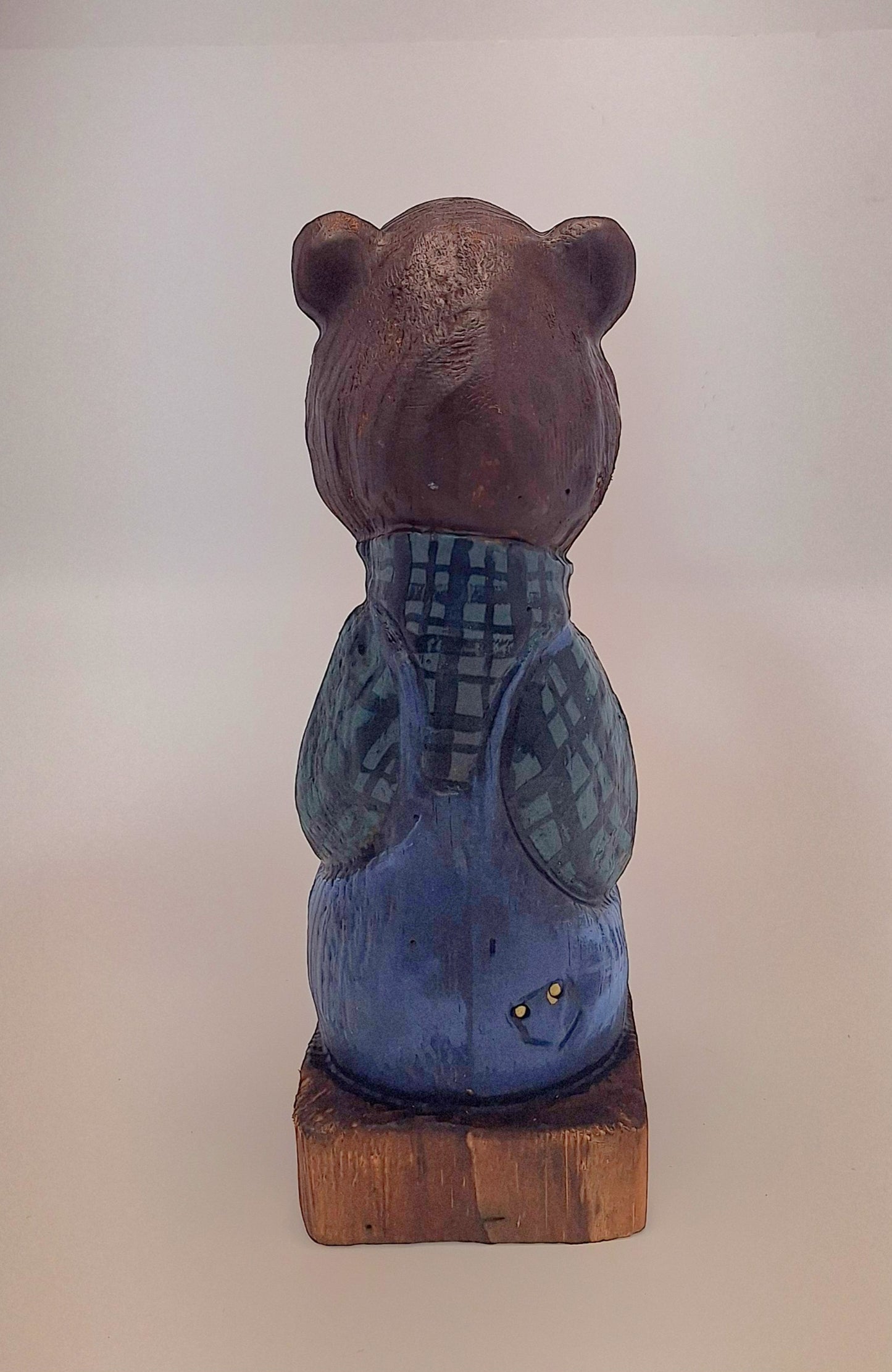 #0055 Bibbed bear