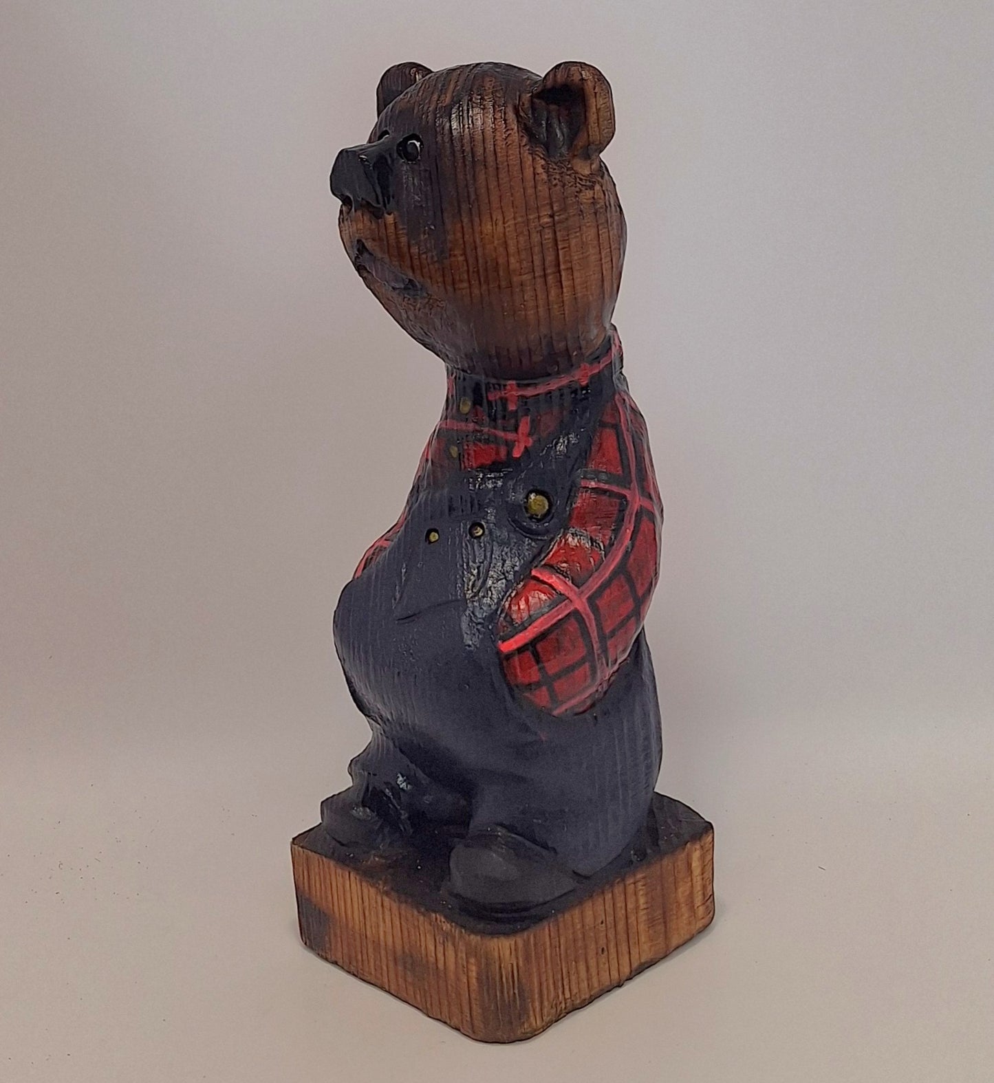 #0036 Bibbed bear