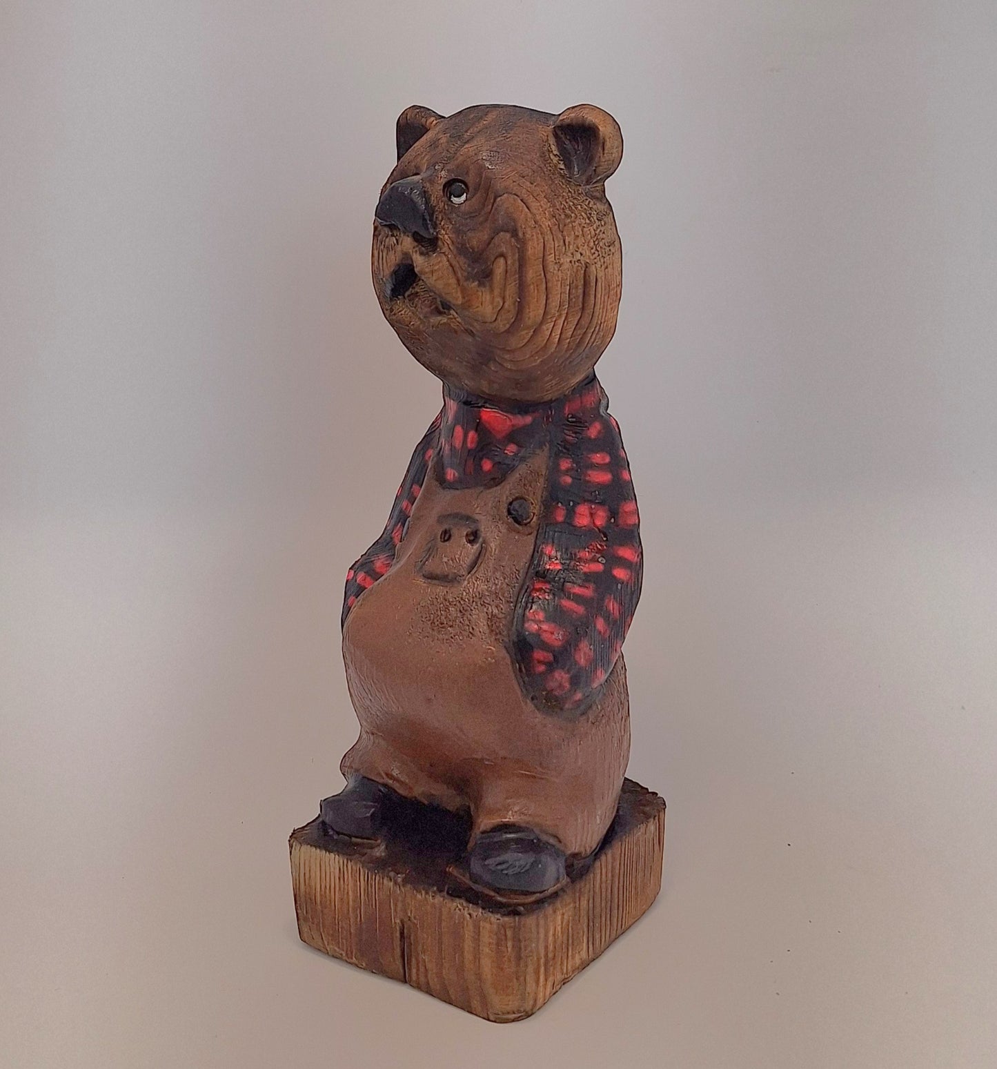#0020 Bibbed bear