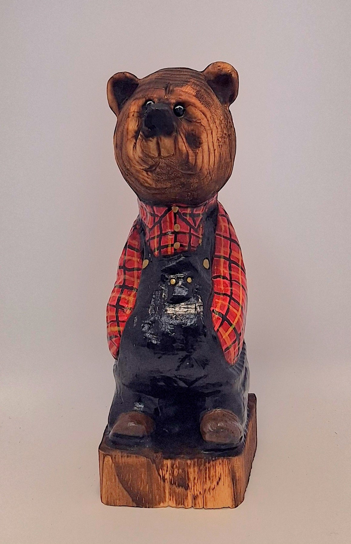 #0044 Bibbed bear