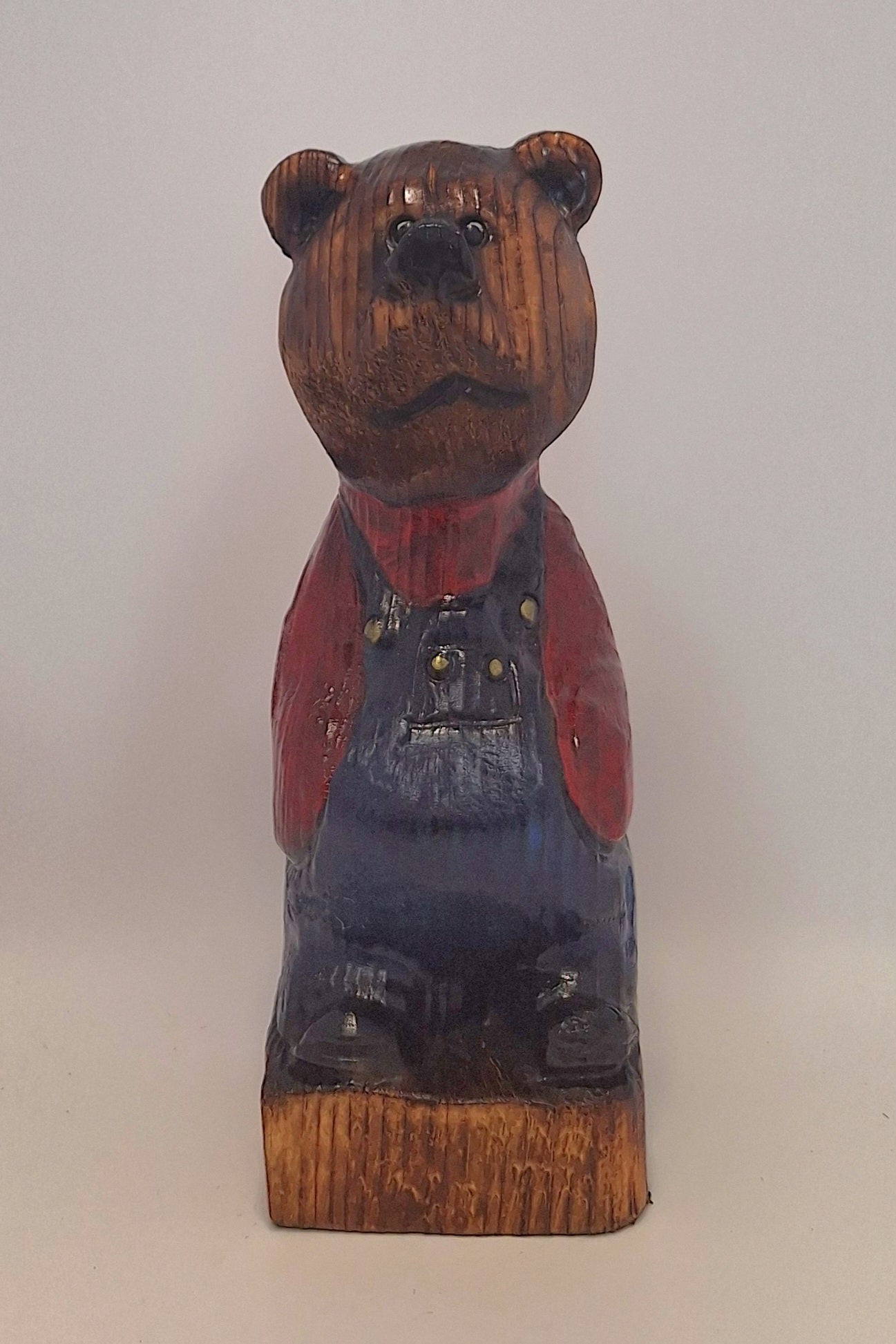 #0048 Bibbed bear